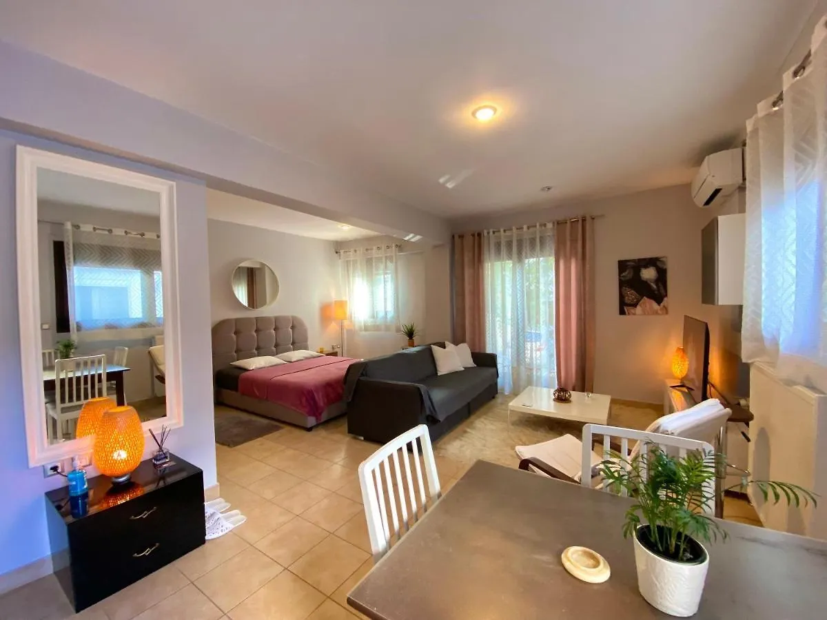 Εmerald Luxury Suite Thessaloniki 0*,  Greece